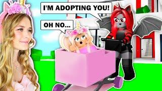 MY BEST FRIEND ADOPTED ME IN BROOKHAVEN! (ROBLOX)