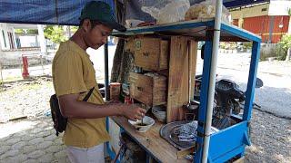 CHICKEN NOODLES SOLD AROUND THE VILLAGE ON A MOTORCYCLE, CHICKEN NOODLES LIKE THIS TASTE VERY GOOD