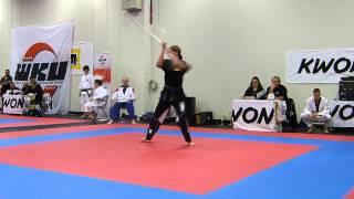 FIBO-Kwon-Cup WKU 2014 - Waffen Freestyle-Formen Juniorinnen - Indira Lehr