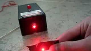 150mW red laser SLICES plastic in seconds!