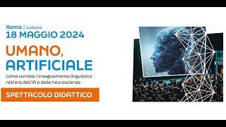 Massimo Naddeo intervista l'intelligenza artificiale durante lo spettacolo didattico