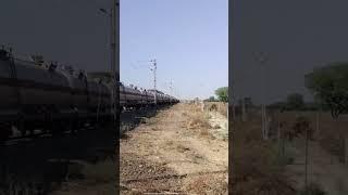 #train #railway #indianrailways #amazingfacts #youtube_shorts #railwaycontent #railtrack #automobi