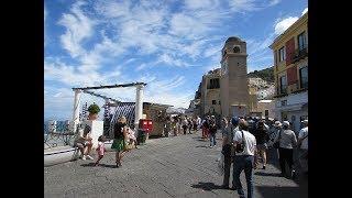 Places to see in ( Capri - Italy ) Piazza Umberto I