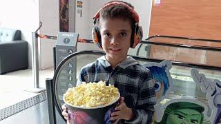 assistindo divertida mente 2 no cinema. ‍