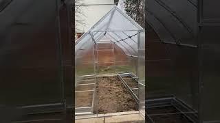 Каплевидная теплица 3х4м с оцинкованными грядками