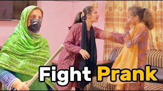 Fake Fight Prank With Mama  | Arfa ko Maar Parr gae  | Atifa Cookie