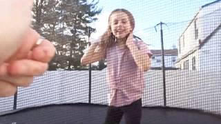 TWIN GYMNASTICS - CAN ANNIE BEAT ALLIE'S BACK TUCKS IN A ROW CHALLENGE?