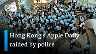 Hong Kong police raid pro-democracy newspaper Apple Daily, arresting 5 executives | DW News