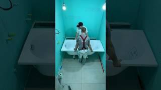 Монтаж ванны укладка плитки лубой сложности +79855689930#плиточникмосква #плитка #ремонт #tools