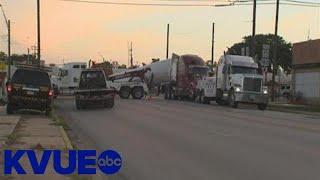 Train crashes into semi-truck with wind turbine blade attached in Luling, Texas | KVUE