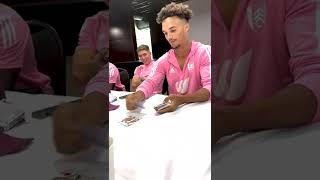 Jedi Wows The Boys With Seriously Impressive Card Trick! 