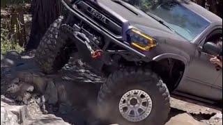 THE OFF ROAD FAILS  WIN 4X4TUBE HEART-PLAYING MOMENTS | INSANE FAILS AND WINS 2024
