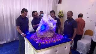 Sri Lanka unveils 'world's largest' corundum sapphire