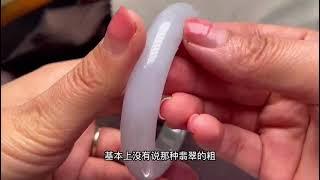 老板娘分享油青翡翠手镯，种老坑老