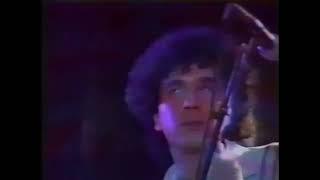 Magnus Uggla - Trendit, trendit (Live 1983)