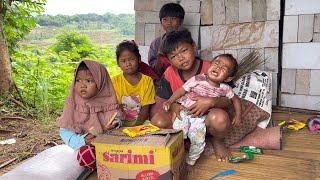 ORANG PINGGIRAN - DERITA PAHIT ADIK KECIL LIMA BERSAUDARA TINGGAL DI HUTAN BELUM MAKAN TAK ADA BERAS