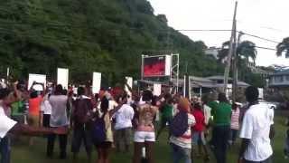 Crowd in Grenada watching Kirani James win gold!