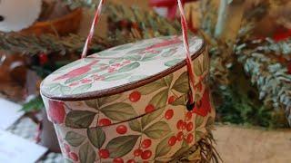 Quick Crafts: mini advent boxes/ornaments and vintage paper chains