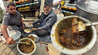 आज 3  Truck Driver साहब  मिल कर  बना  दिए इतना टेस्टी Mutton Curry की  उंगलियां चाट चाट खाये सब