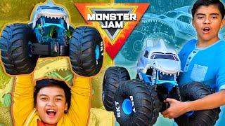 Monster Jam Toy Trucks, Jumps & Stunts - Revved Up Recaps