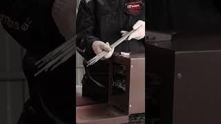 Почему залипает электрод? ‍ АКАДЕМИЯ СВАРИВАЕМ БУДУЩЕЕ #shorts #сварка #сварго #свариваембудущее