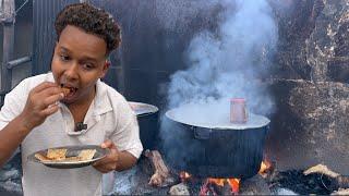 Cuntada wadooyinka magalada diri dhaba  / street food in dire dawa