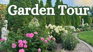 July Garden Tour, Thrift Find, and Visit My Mom's Midwest Farm Garden! 