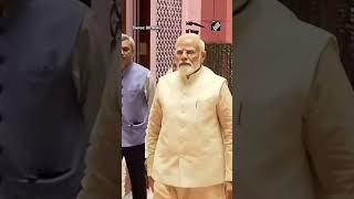 Delhi: PM Modi pays tribute to Vinayak Damodar Savarkar at new Parliament House