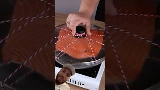 Unique Salmon Cooking Hack!  #CookingTips #SalmonLovers #FoodInnovation