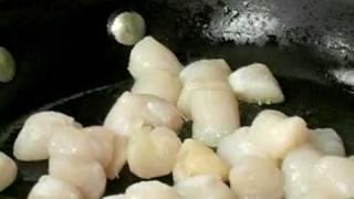 Cooking Tips : How to Saute Bay Scallops