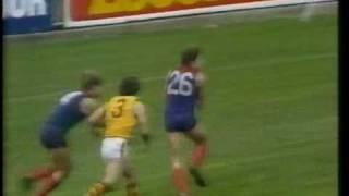 Lethal Leigh Matthews Crunch!!