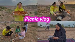 Picnic vlog | Ami ny ki 1st time colouring bachon k sath | chai pakora | Sitara yaseen vlog