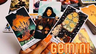 GEMINIKARMA IS EATING THEIR A** UP🫣 Tarot LOVE Reading