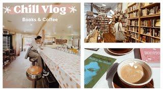 Mini Vlog: Chill Day of Bookstores, Coffee + Murals 