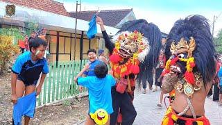 NGAKAK Pengejek Dibrejel Barongan Ngamuk !! Arak arakan Barongan Blora TARUNO ADI JOYO live Klampok