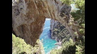 Places to see in ( Capri - Italy ) Natural Arch