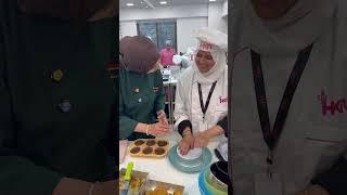 Kunafa Demoulding Part of International Dessert Course #hkrshorts #hkrbakingacademy