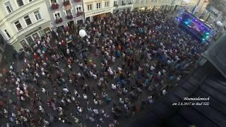 "The Heimatdamisch": Aufritt in der Tölzer Marktstraße im Zeitraffer