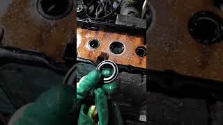 Замена сальников свечных колодцев Nissan Ga15 и прочих