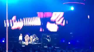 Red Hot Chili Peppers w/ Omar Rodríguez-López - Give It Away [Live] 2006-09-14 - Vancouver, Canada