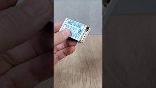 Храбрый путешественник поделился хитростью!
