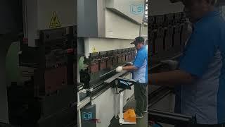 Great! Low price bending machine from China #machine  #cnc #bendingmachine #factory#pressbrake