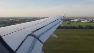 Lufthansa A320 landing in  Munich