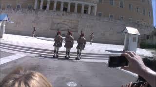 Walking in Athens. Βόλτα στην Αθήνα.