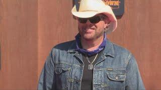 Pop Break: Country star Toby Keith reveals cancer diagnosis