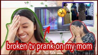 BROKEN TV PRANK ON MOM *GONE WRONG* || Vlog || Life of Saara