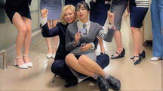 TWICE (트와이스) Chaeyoung sitting on Jeongyeon's lap | JeongChaeng | 정연 채영