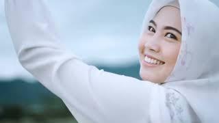 MAY Gadis Bertudung Putih (lirik)