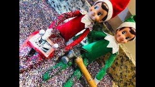 Elf DESTROYS Etch-A-Sketch (WHAT'S INSIDE???!!!)