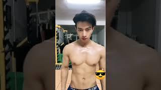 Cowok berkeringat cowok tampan cowok kece cowok tiktok cowok ganteng sixpack